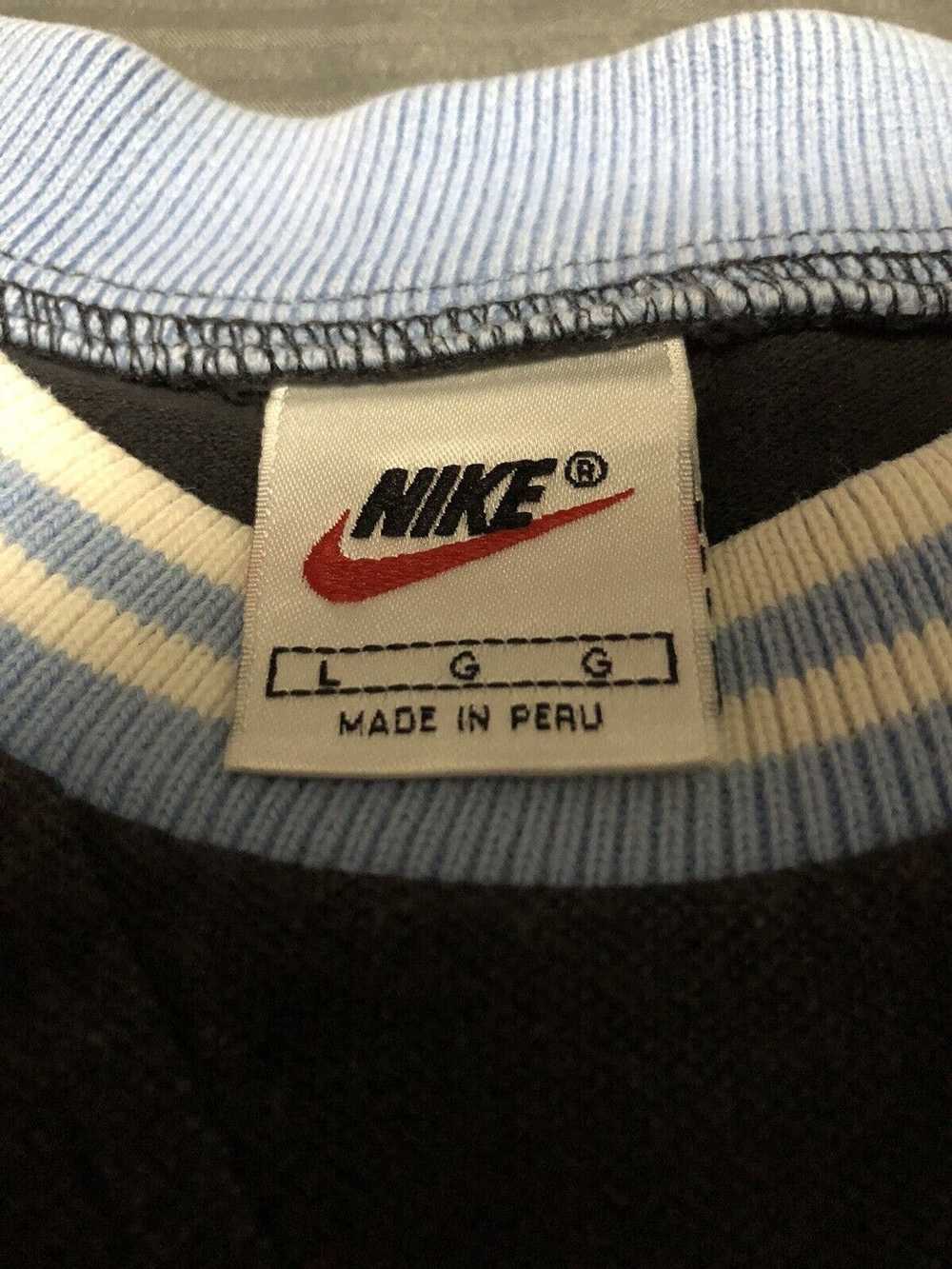 Vintage Vintage 90s White Tag Nike Embroidered Ni… - image 3