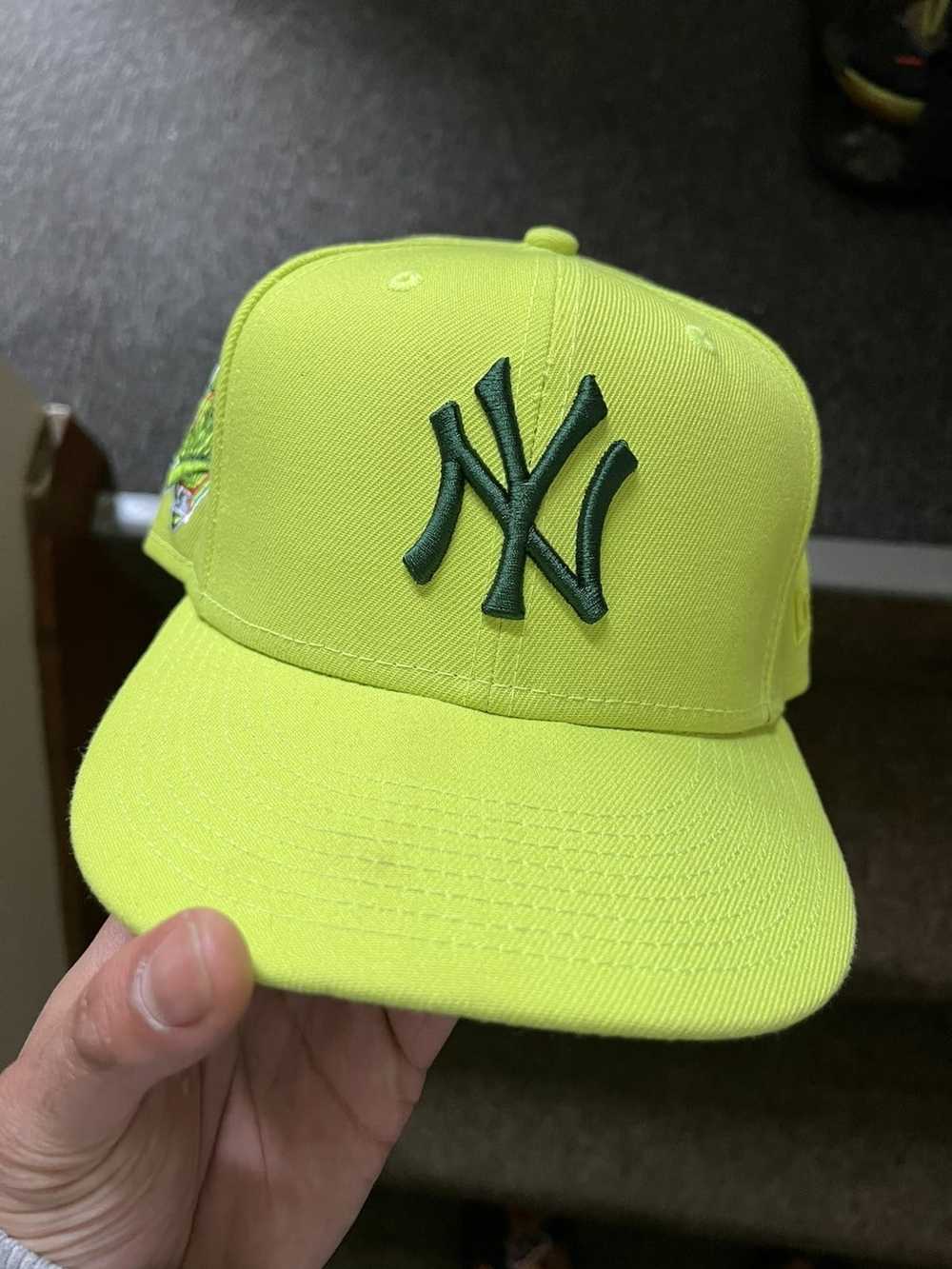 Hat Club × New Era New york yankees gum pack - image 1