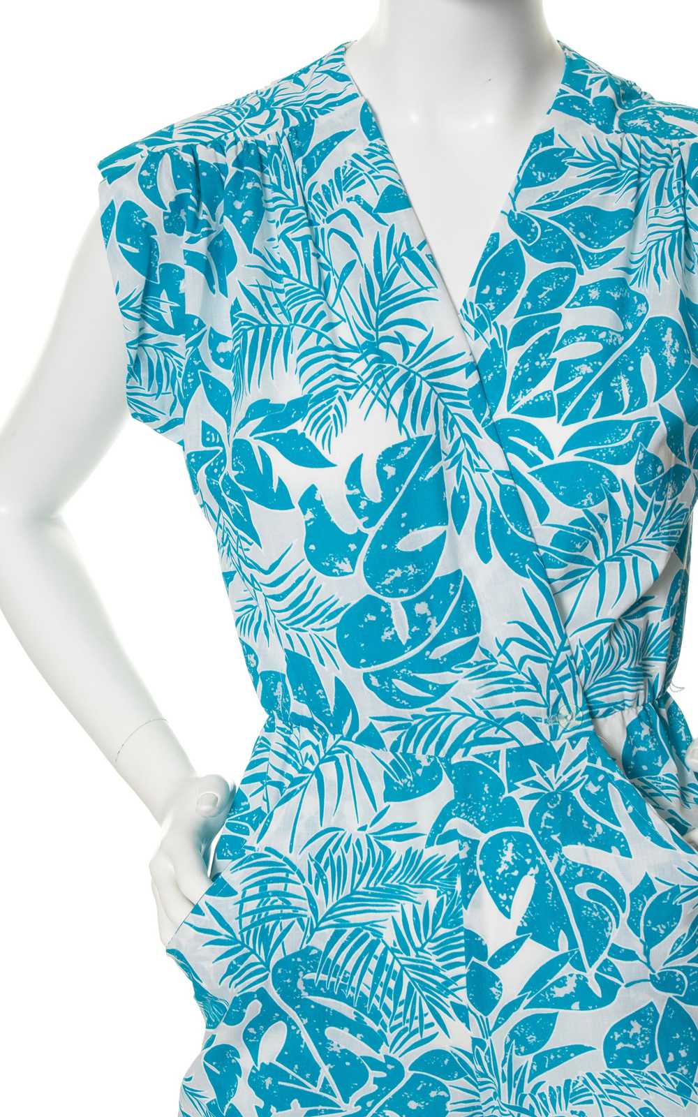 1980s Tropical Leaves Jumpsuit with Pockets | x-s… - image 6