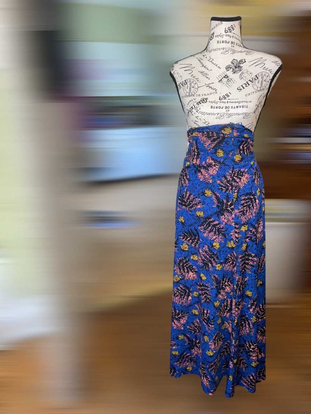 Other LuLaRoe 2XL Maxi Skirt •Azure Bckgrnd • Flo… - image 5