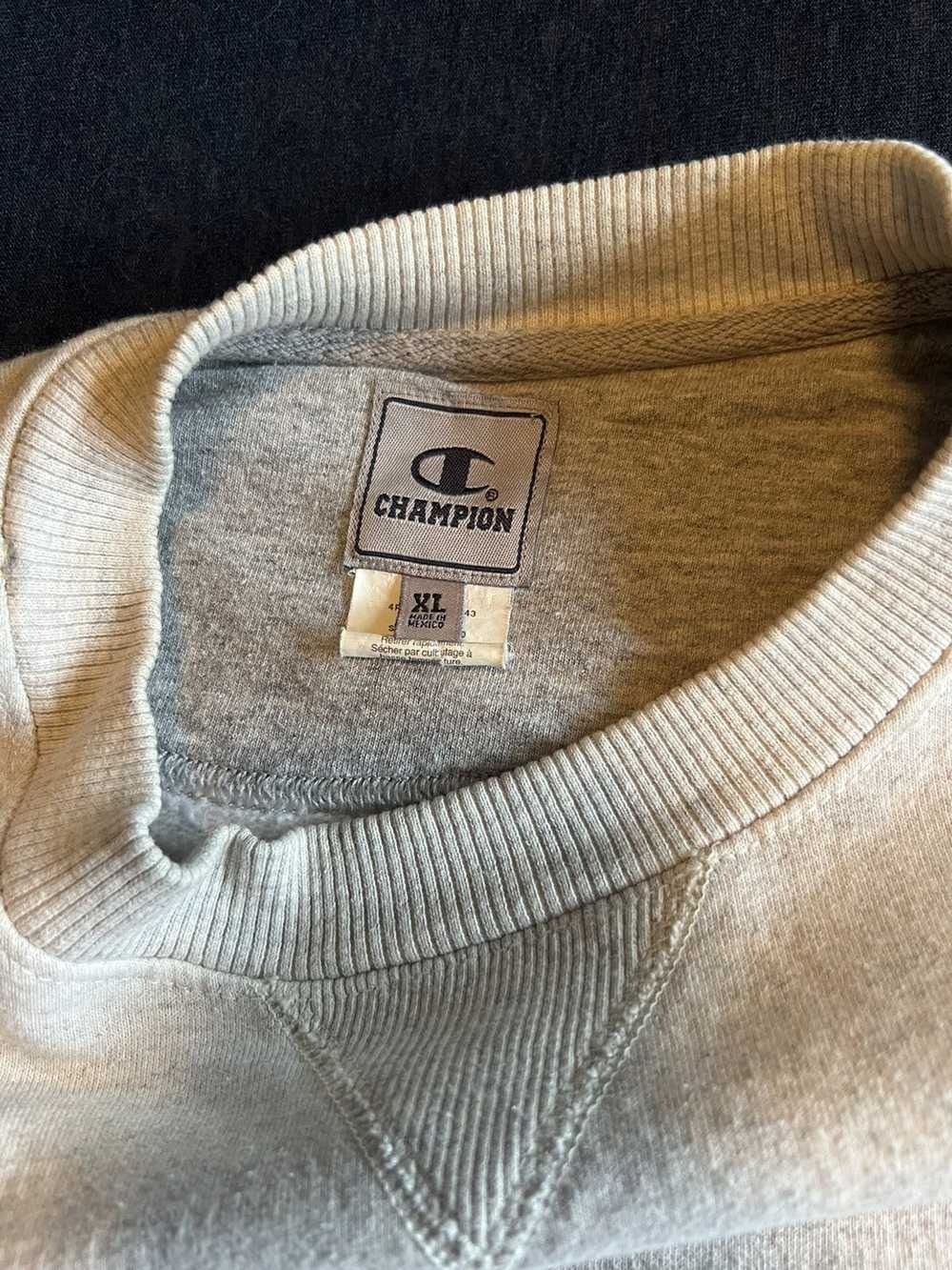 Champion × Vintage Vintage Champion Crewneck - image 3