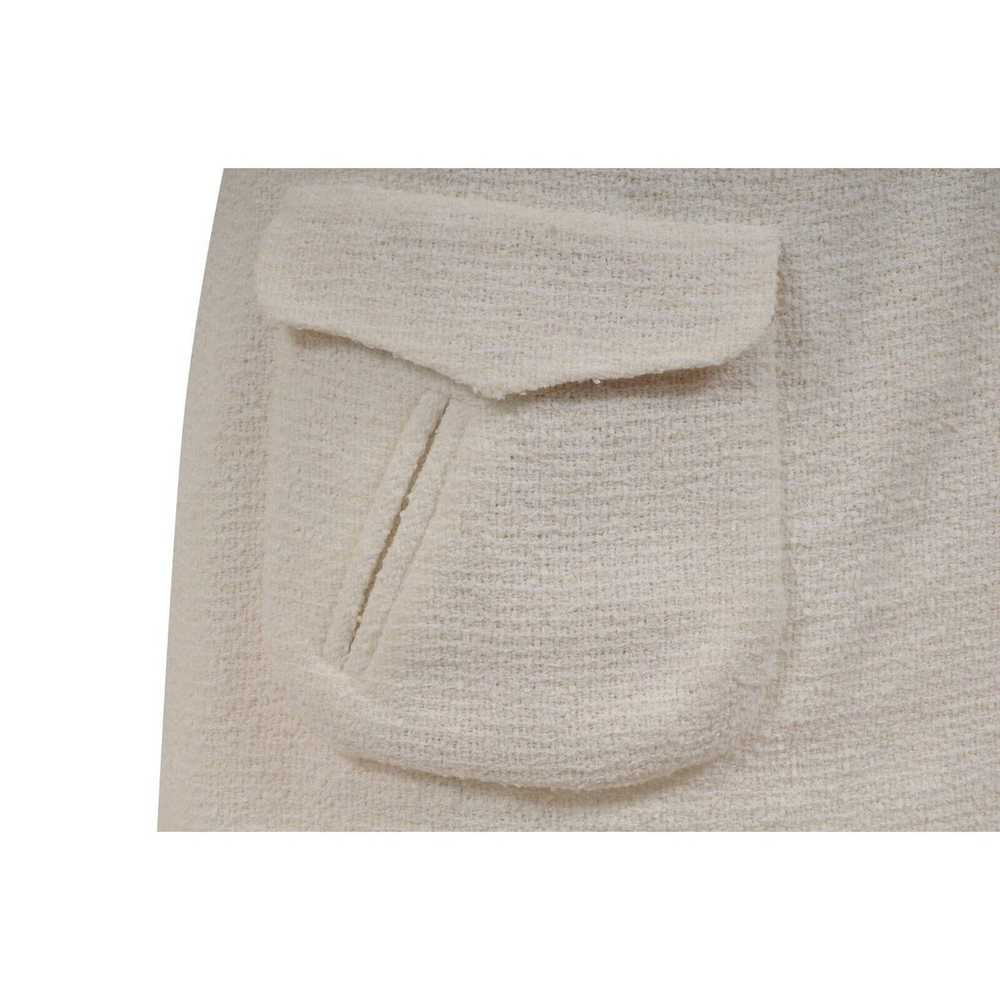 Chanel CC Nude Tan White Cargo Logo Tweed Mini Sk… - image 2