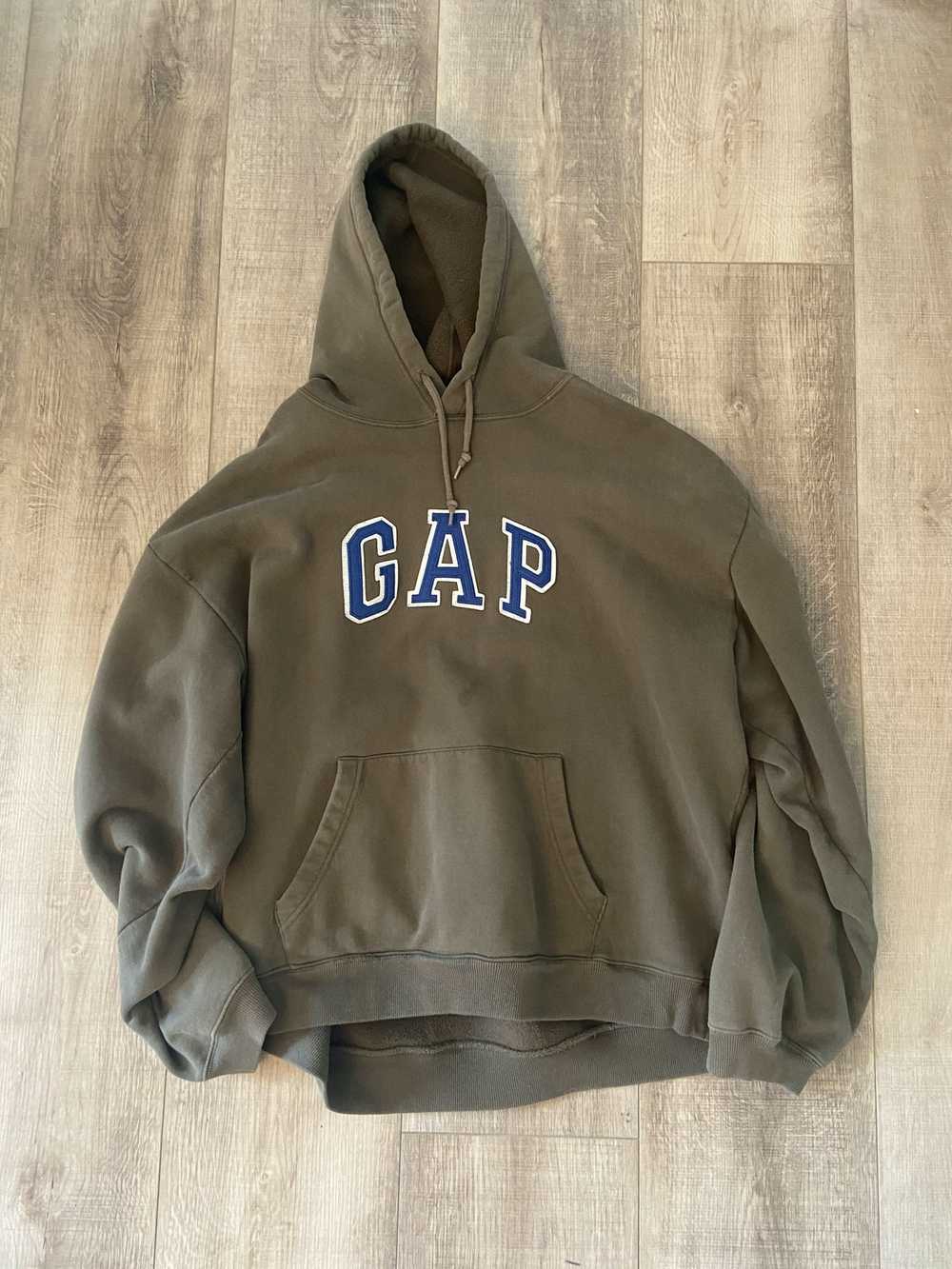 Gap Gap XL sweatshirt Vintage 90s GAP Brown Embro… - image 1