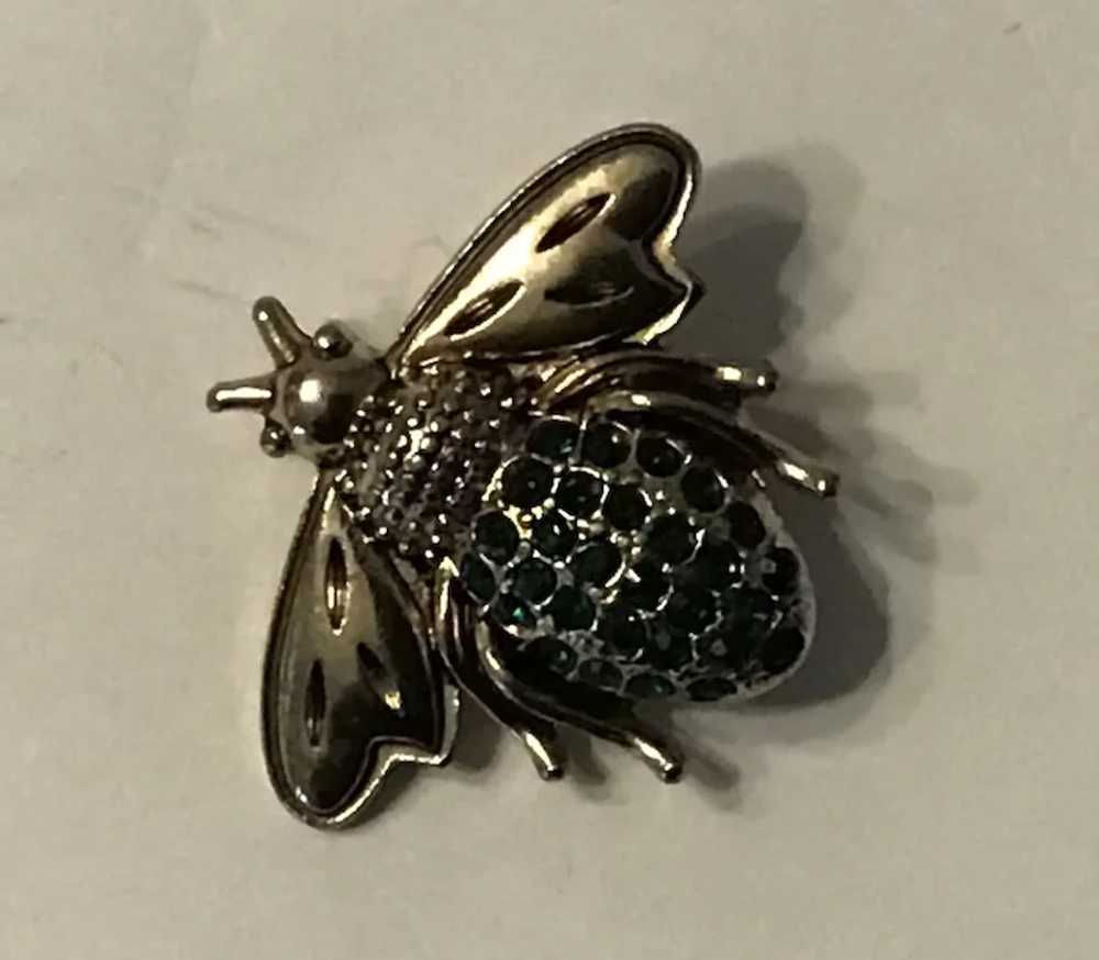 Vintage Figural Gold Tone Bee Pin with Green Rhin… - image 4