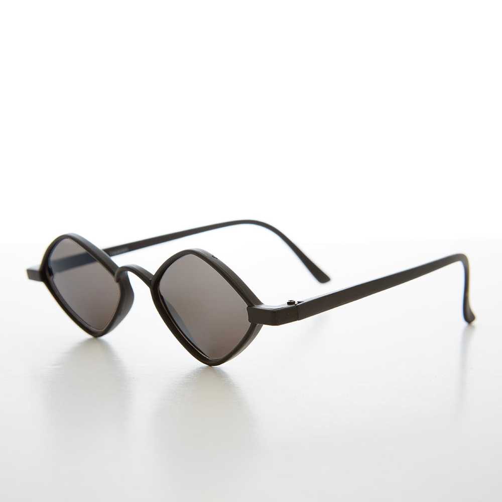 Diamond Shape Vintage Sunglasses - Marvel - image 2