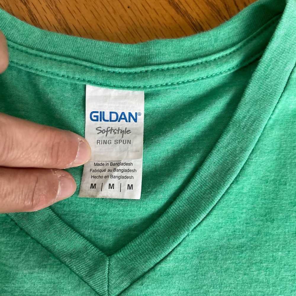 Gildan Gildan Green T-shirt Women Sz M slightly u… - image 7