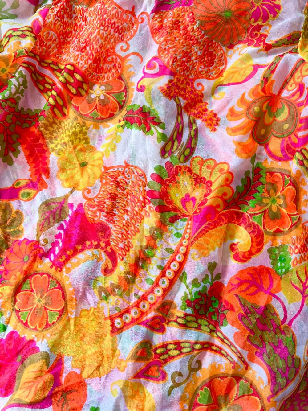 70’s Sheer Crepe Psychedelic Neon Paisley Floral … - image 8