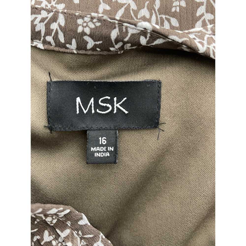 Other MSK Floral V-Neck Button Front Shift Dress … - image 8