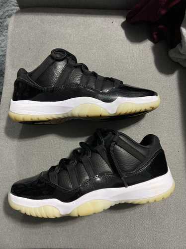 Jordan Brand × Nike Jordan 11 low 72-10s