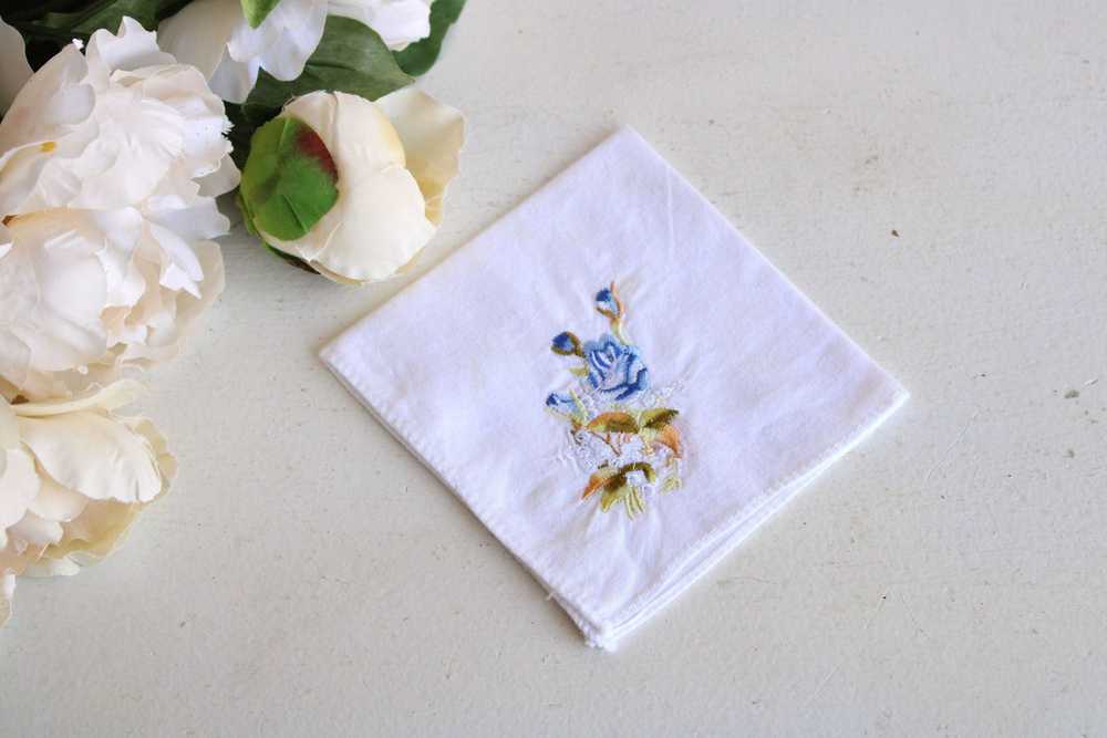 Vintage White Cotton With Blue Embroidered Roses … - image 1