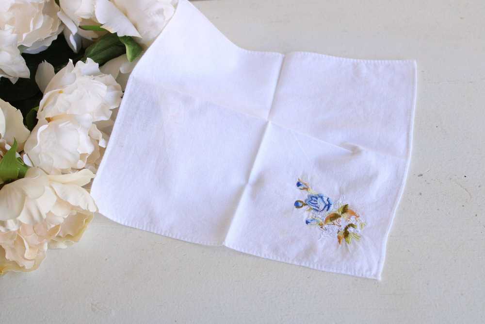 Vintage White Cotton With Blue Embroidered Roses … - image 5