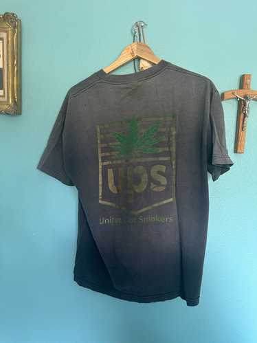 Vintage vintage 90s weed united pot smokers tee