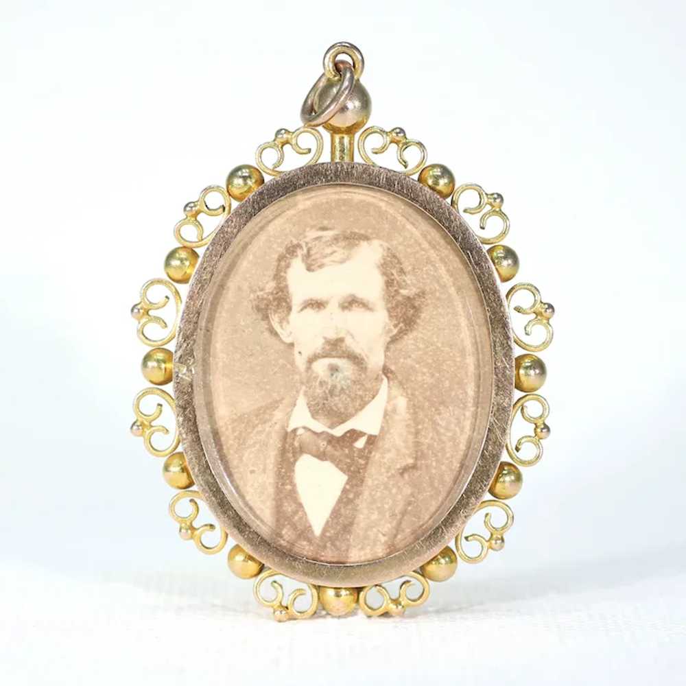 Lovely Antique Gold Frame Pendant Early Photo - image 12