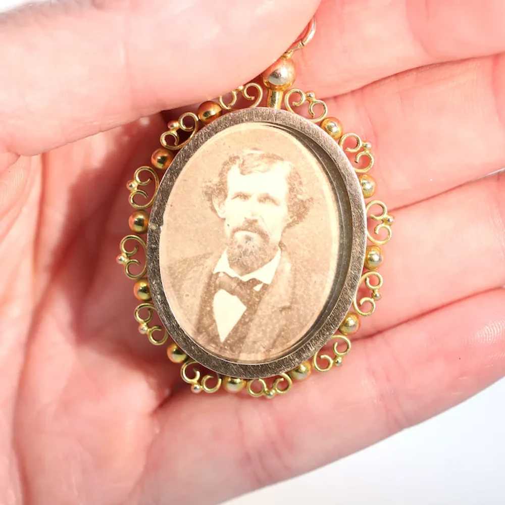 Lovely Antique Gold Frame Pendant Early Photo - image 9