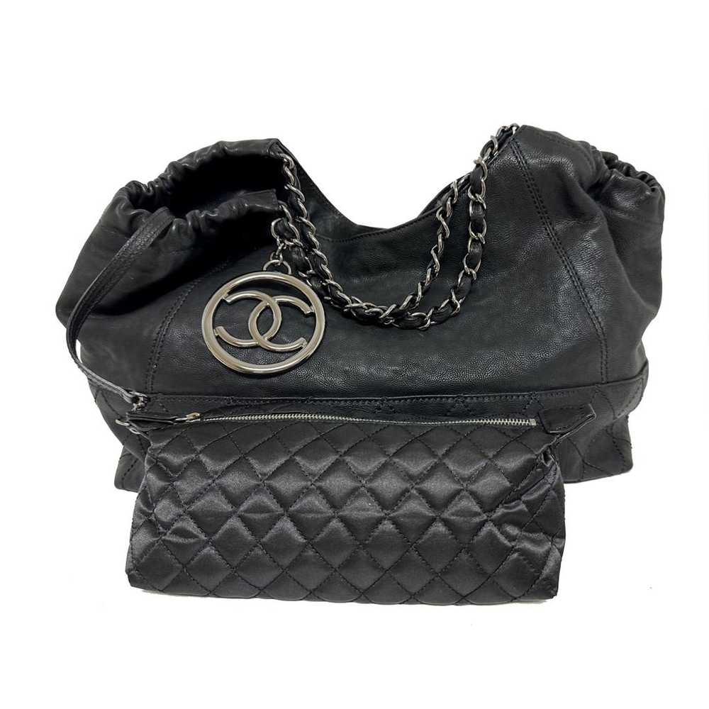 Chanel Coco Cabas leather handbag - image 6