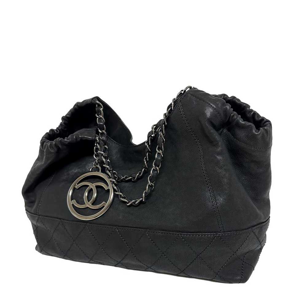 Chanel Coco Cabas leather handbag - image 9