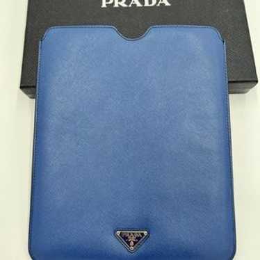 PRADAプラダ　iPad ケース　ブルー PRADAプラダ iPad ケース ブルー