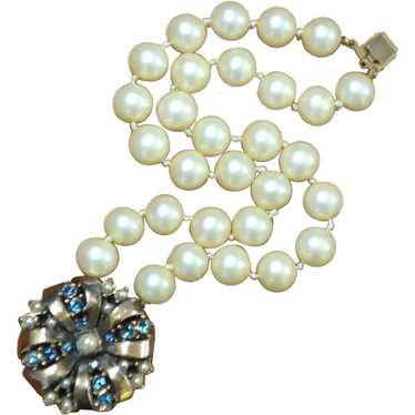 DENBE Faux Pearl and Blue Rhinestone Medallion Br… - image 1