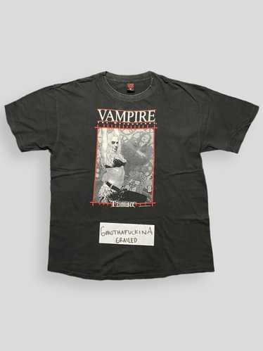 Vintage fashion victim vampire - Gem