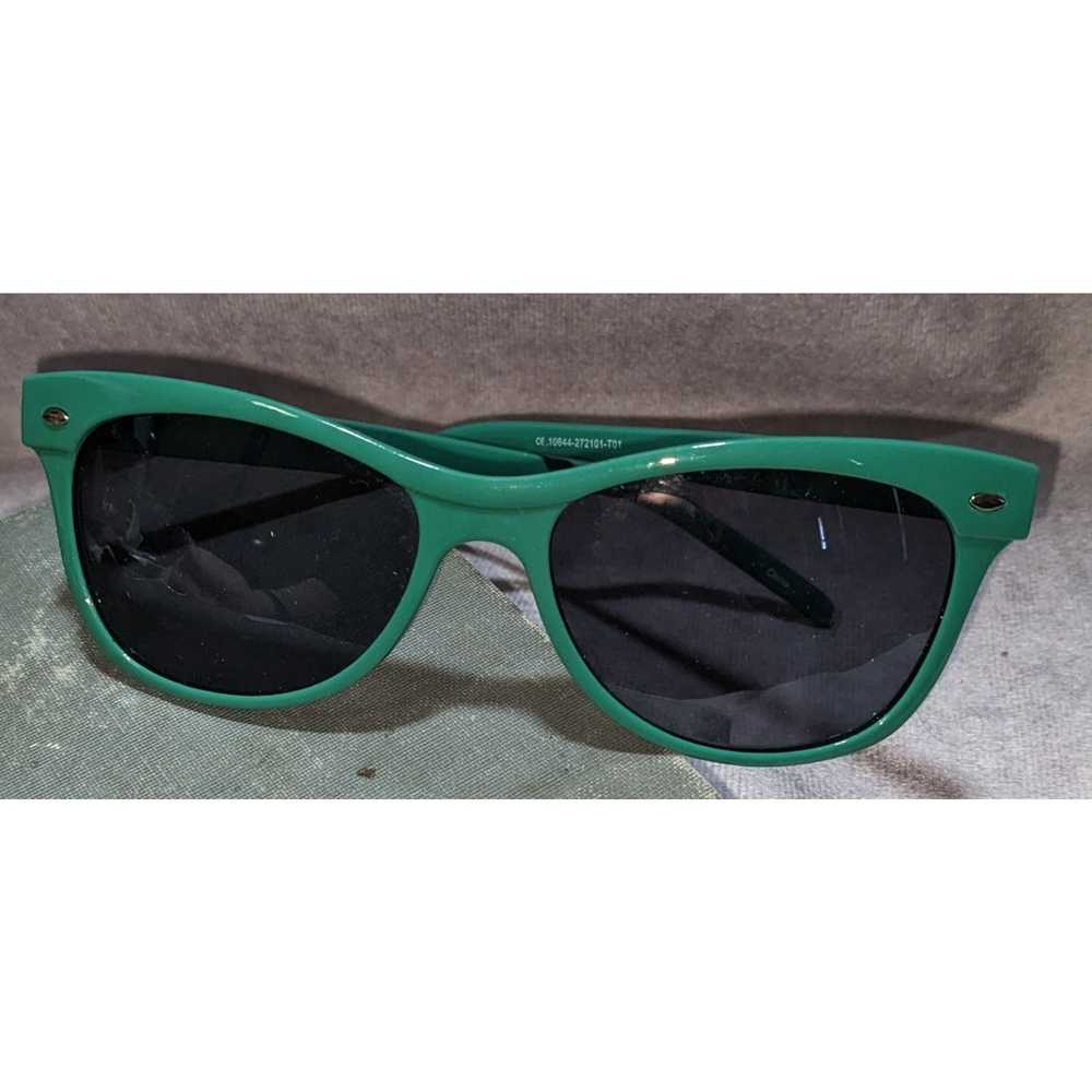 Other Green Fashion Sunglasses - image 5