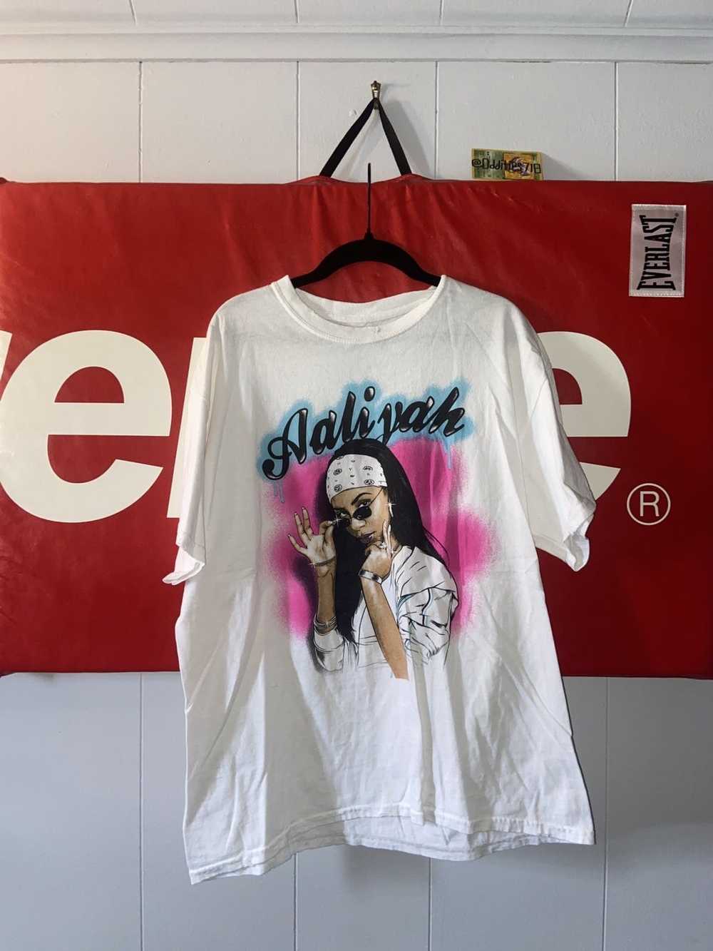 Band Tees × Tee × Vintage Vintage Aaliyah Airbrus… - image 1