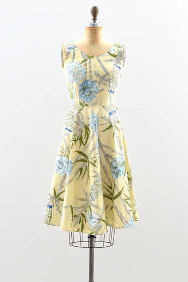 Vintage 1950s Floral Print Dress / XS