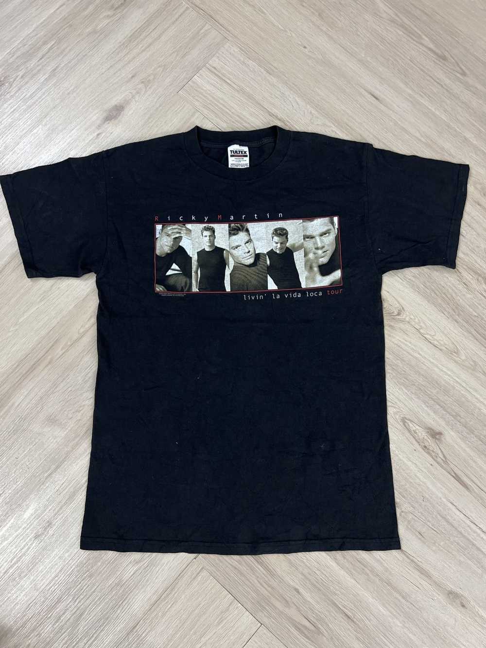 Band Tees × Vintage Vtg 90s Ricky Martin Livin La… - image 1