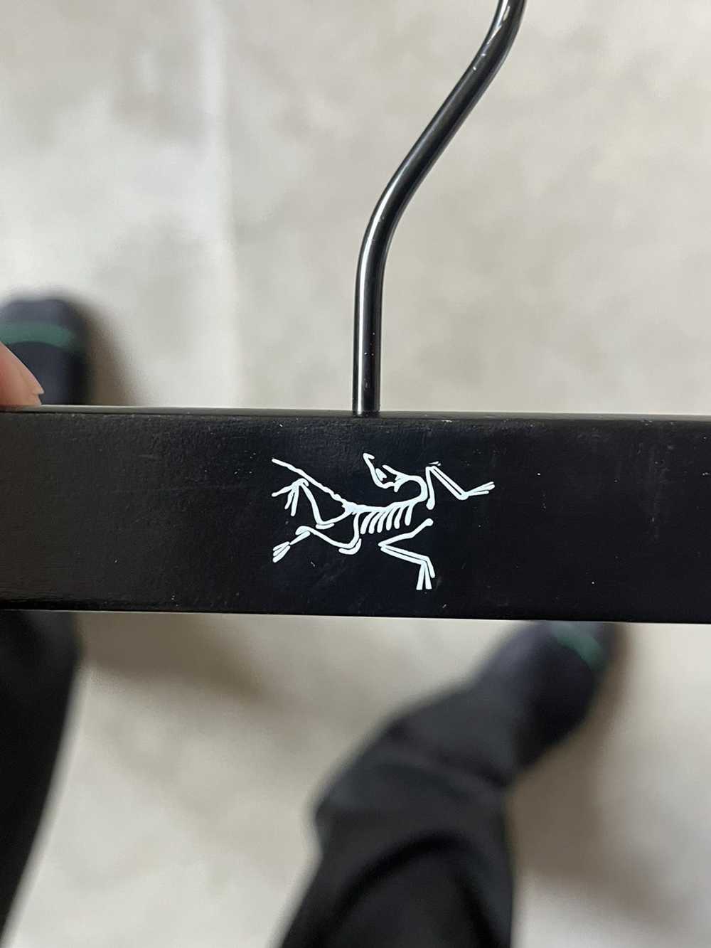 Arc'Teryx Arc’Teryx Exclusive Hanger *RARE* - image 2