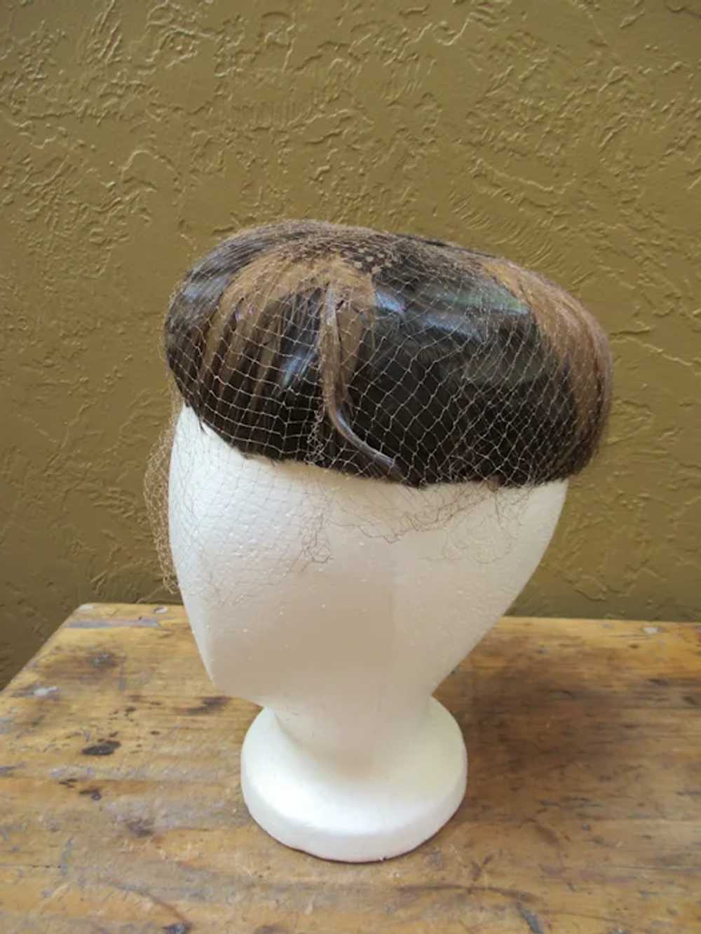 Women's Vintage Pheasant Feather Pillbox Hat Made… - image 4