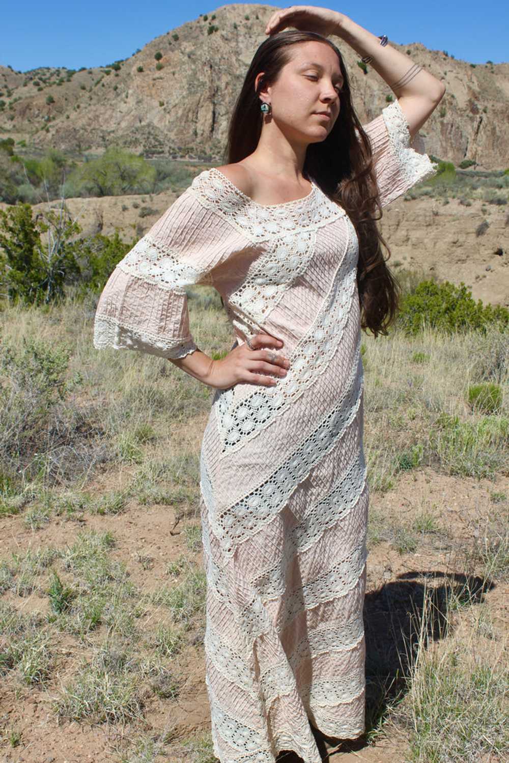 Classic and Romantic Vintage Mexican Crochet Maxi… - image 1