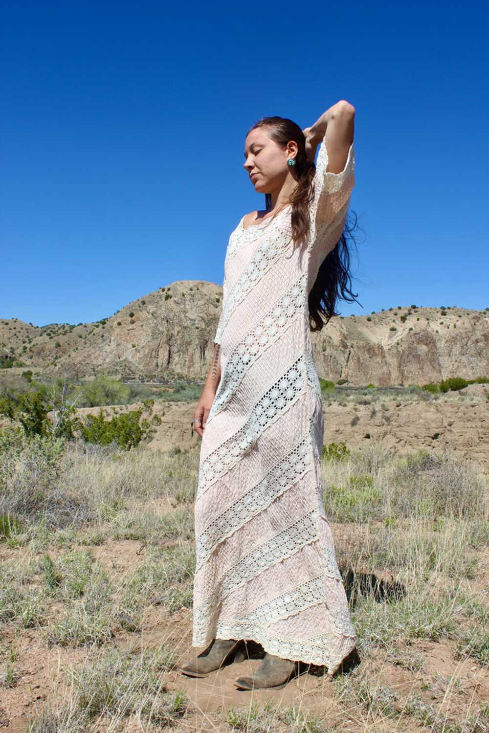 Classic and Romantic Vintage Mexican Crochet Maxi… - image 3