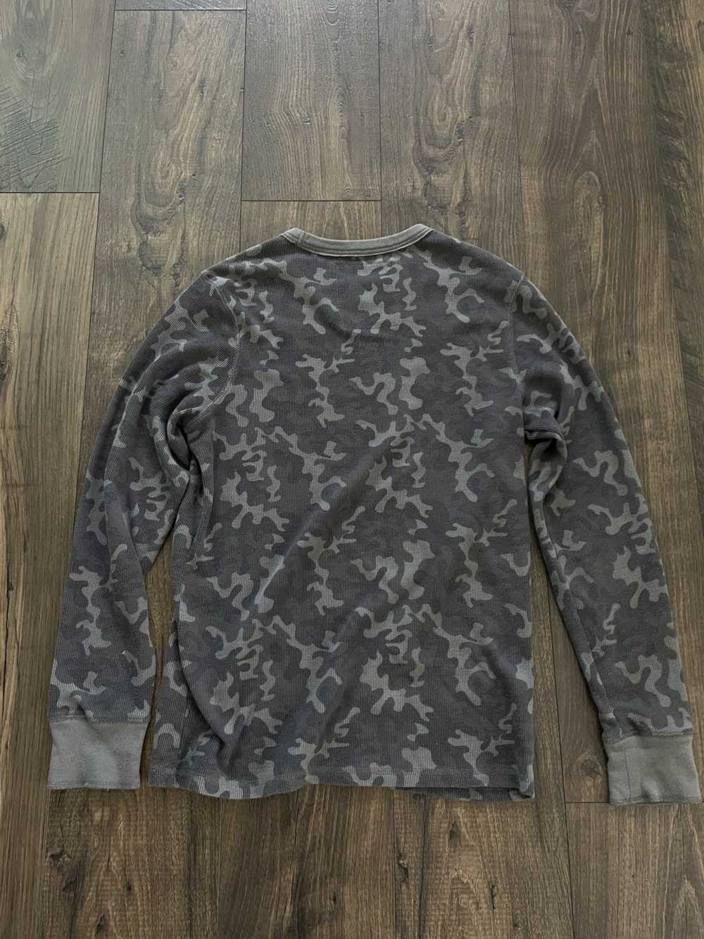 Vintage Grey camo thermal long sleeve - image 2