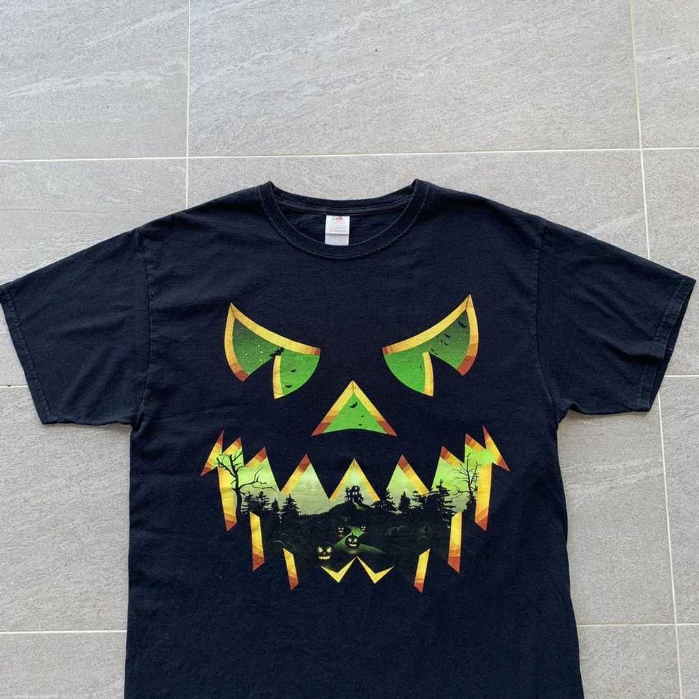 Fruit Of The Loom × Vintage HALLOWEEN PUMPKIN t s… - image 2