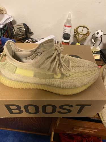 Adidas × Kanye West Yeezy Boost 350 v2 - image 1