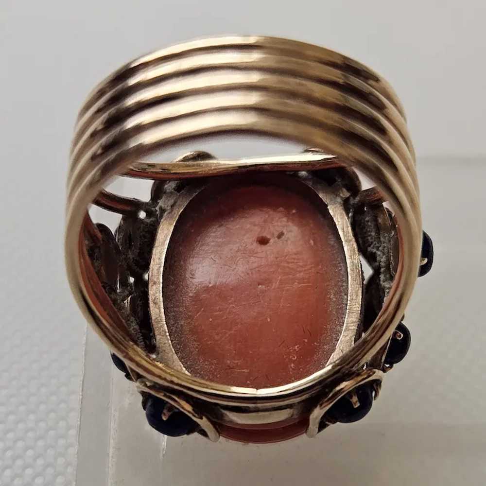 Fabulous 14K, Coral and Lapis Ring - C. 1965 - image 5