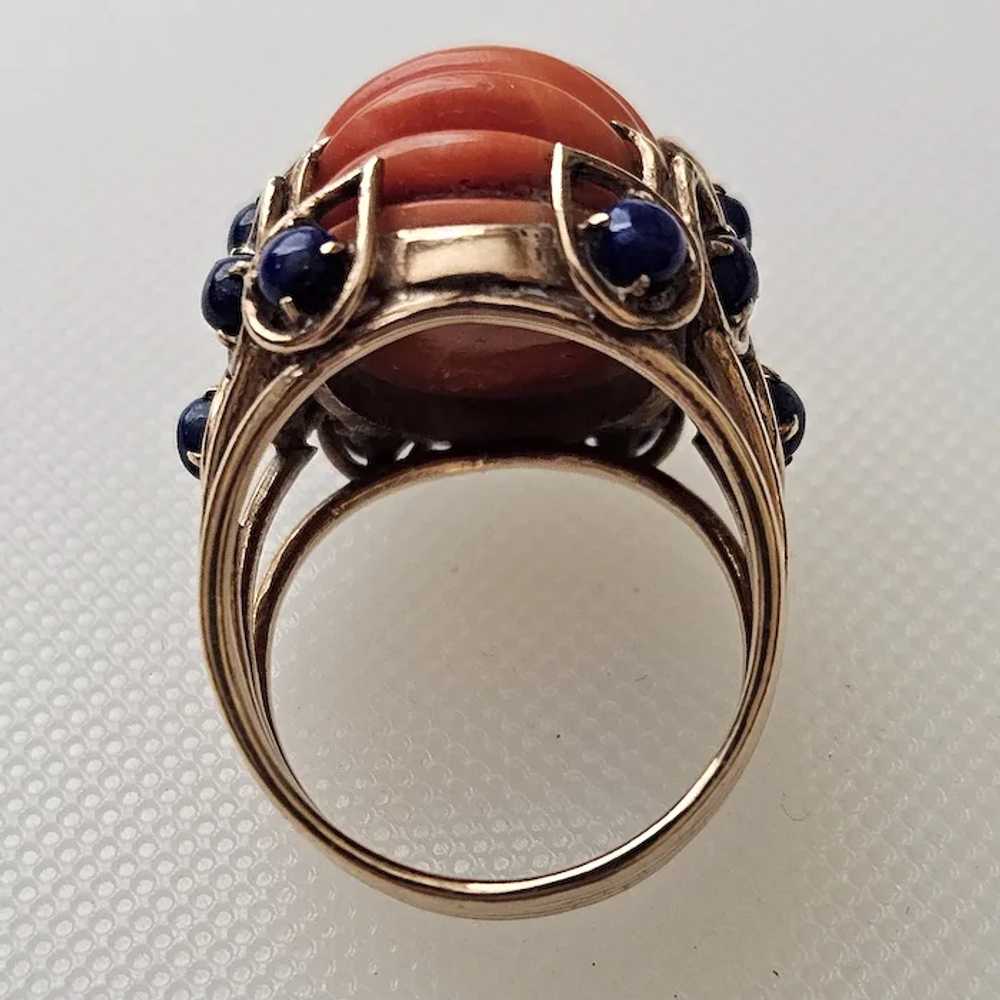 Fabulous 14K, Coral and Lapis Ring - C. 1965 - image 6