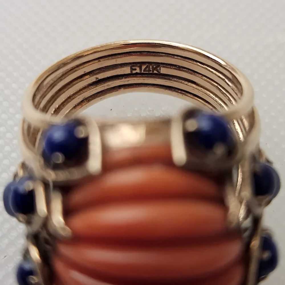 Fabulous 14K, Coral and Lapis Ring - C. 1965 - image 9