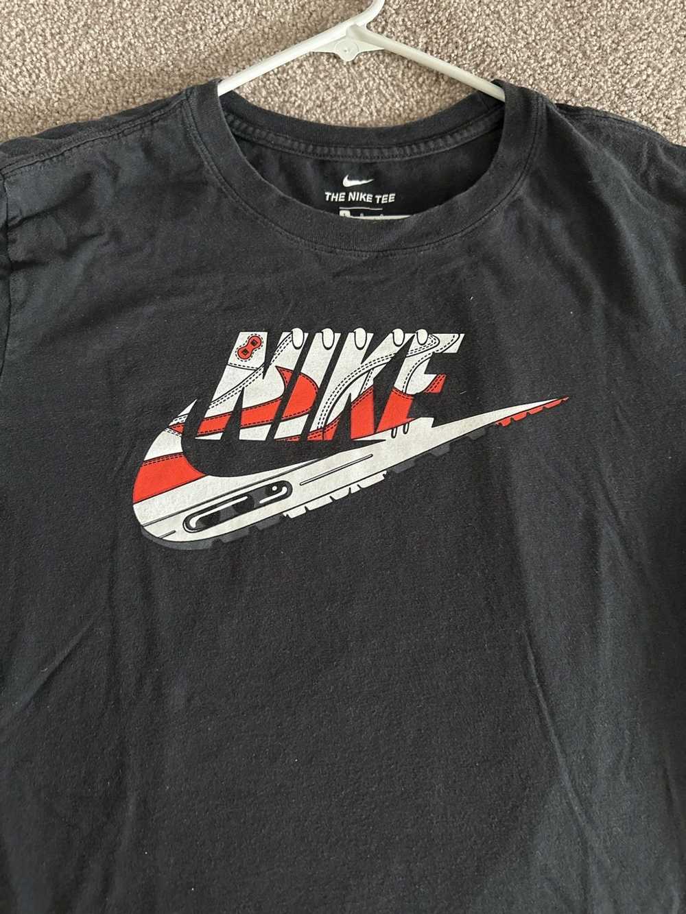 Nike × Vintage VINTAGE NIKE AIR MAX TEE - L - image 1