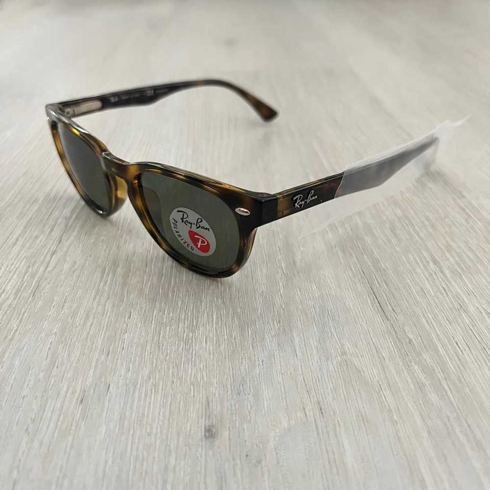 Ray-Ban Original Wayfarer sunglasses - image 4