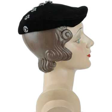 40s Black Velvet Beret Hat with V in Rhinestone Bu