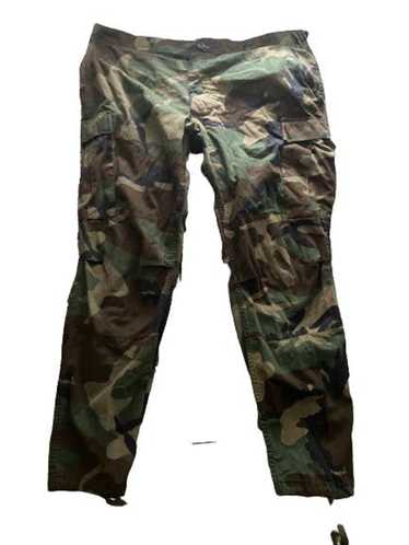 Vintage 90s Camo Army Pants (S/M) - Hi-Rise Cotton Military Cargo Pants