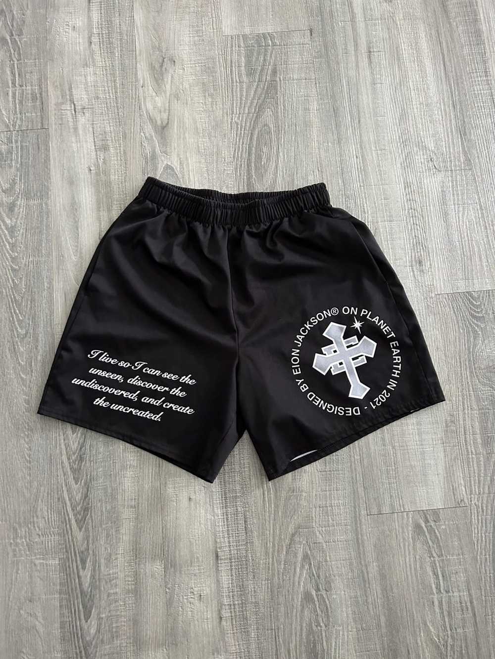 Streetwear EION JACKSON Rood Shorts - image 1