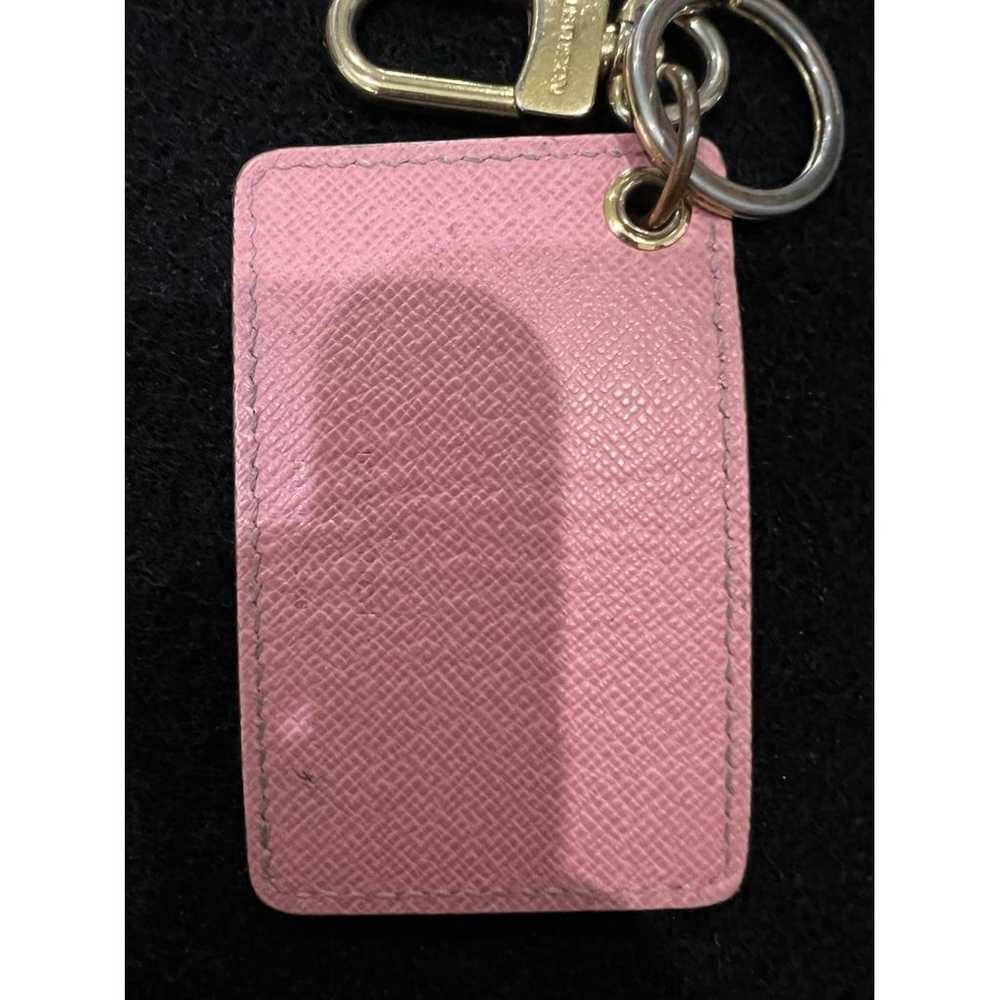 Louis Vuitton Patent leather key ring - image 7
