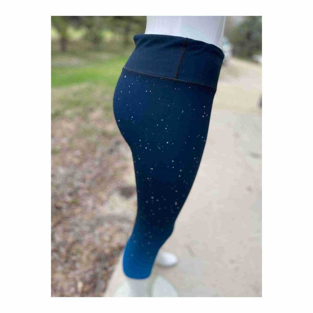 Fabletics Crop Leggings Ombre Starry Night Blue A… - image 5