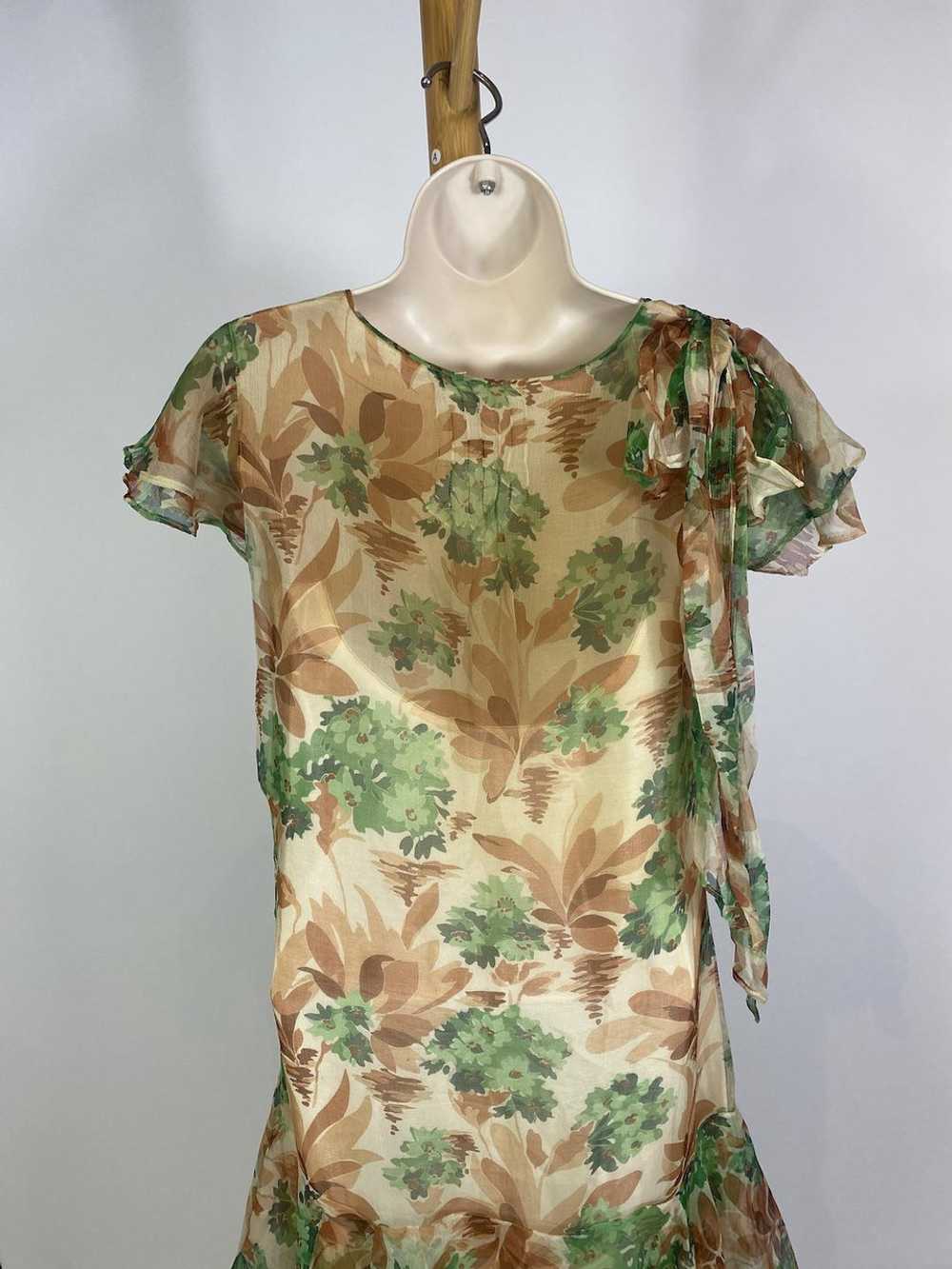 1930s Floral Print Silk Chiffon Ruffle Sleeve Dre… - image 9
