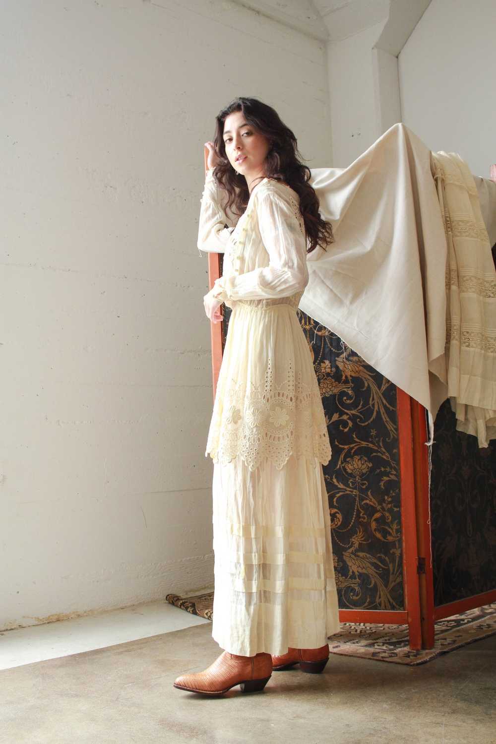 Edwardian Ecru Cotton Embroidered Tiered Lawn Dre… - image 9