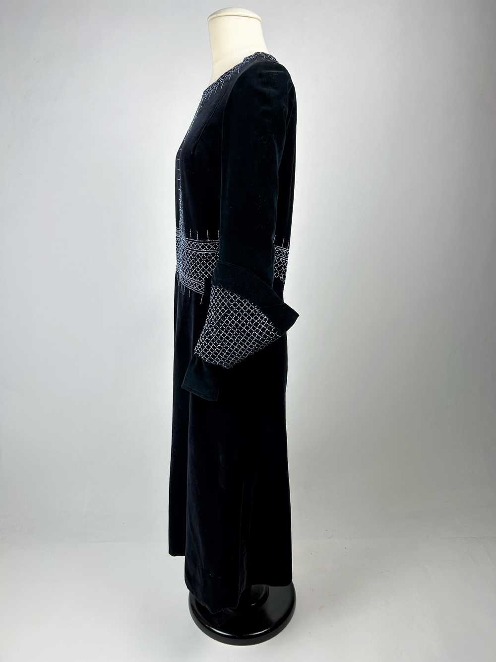 A Navy Velvet Sac Dress with glass beads embroide… - image 12