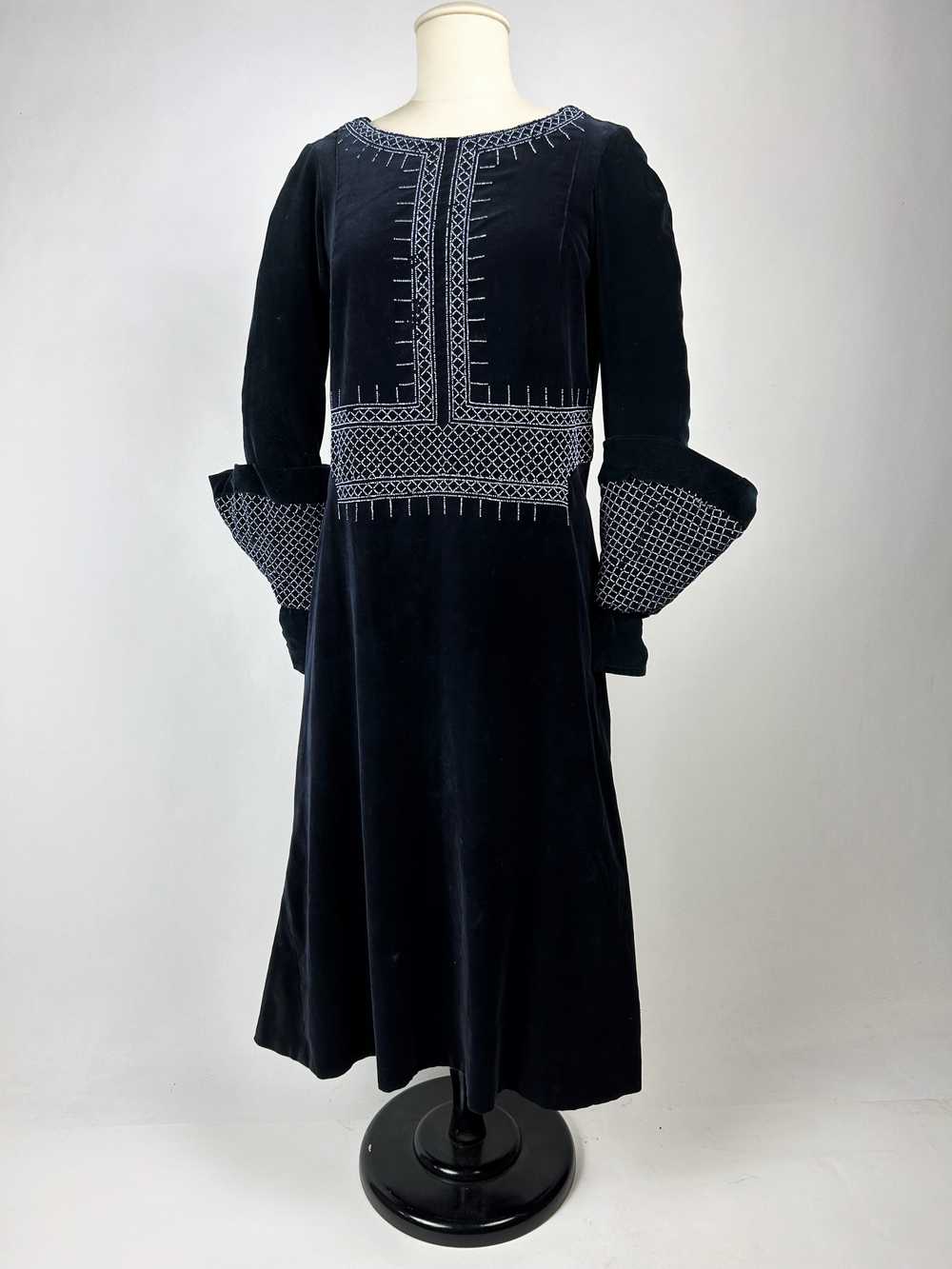 A Navy Velvet Sac Dress with glass beads embroide… - image 2