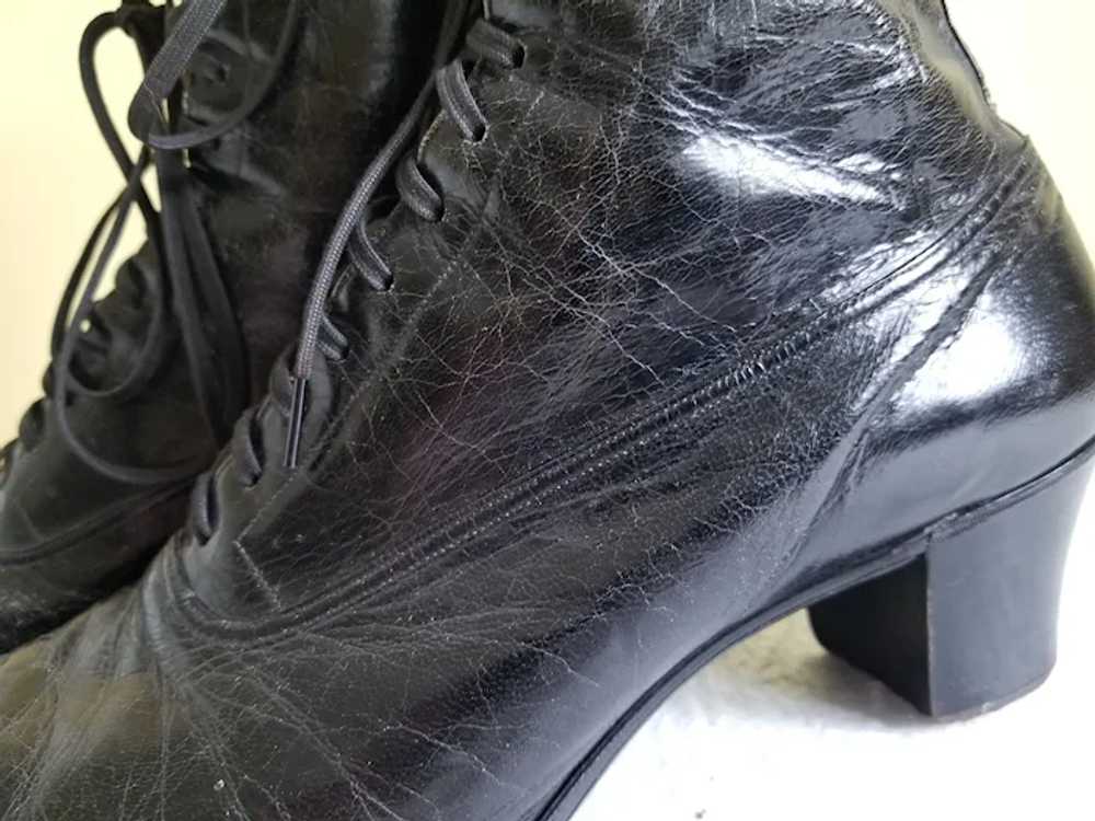Gorgeous 1900's Ladies Black Leather Lace Up Boots - image 6