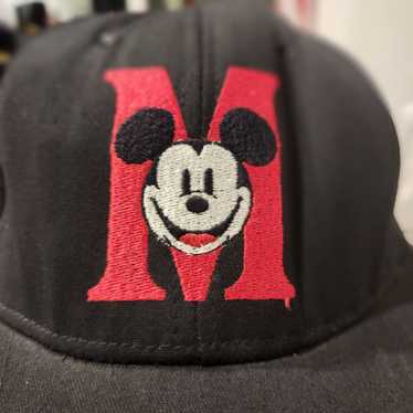 Mickey mouse embroidered cap - Gem